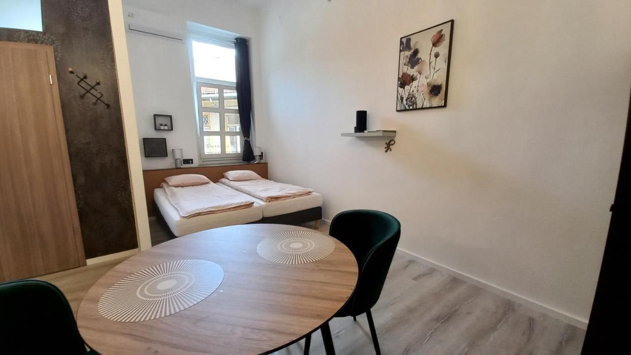 Gecko Studio Budapest Bagian luar foto